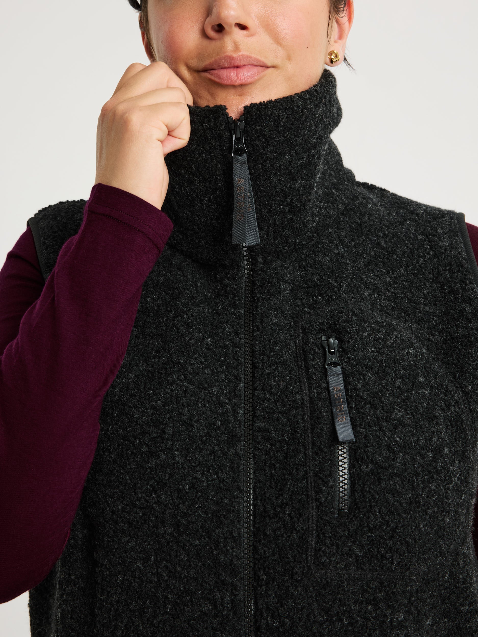 women's fleece vest black