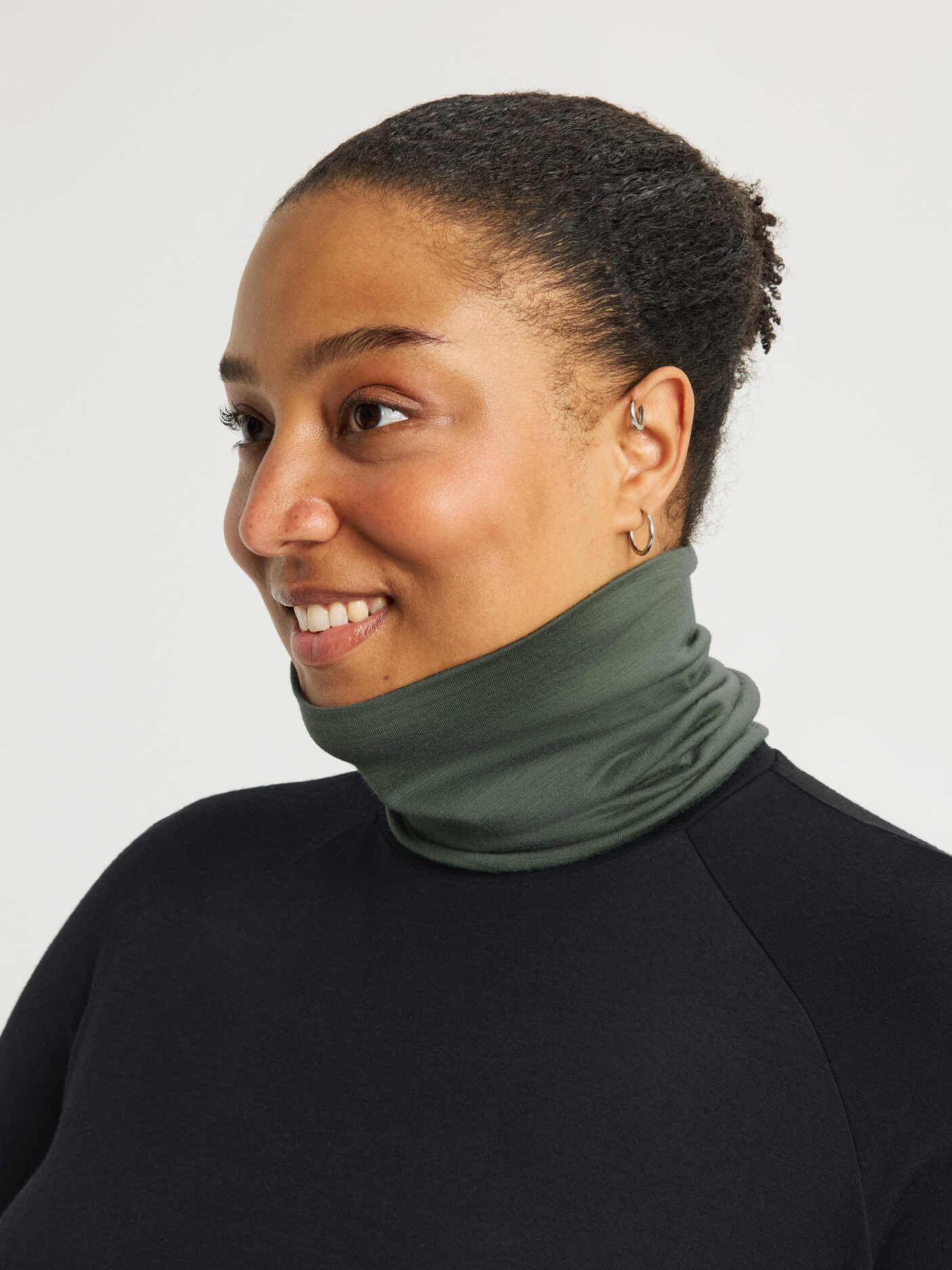 women's neckwarmer merino wool green