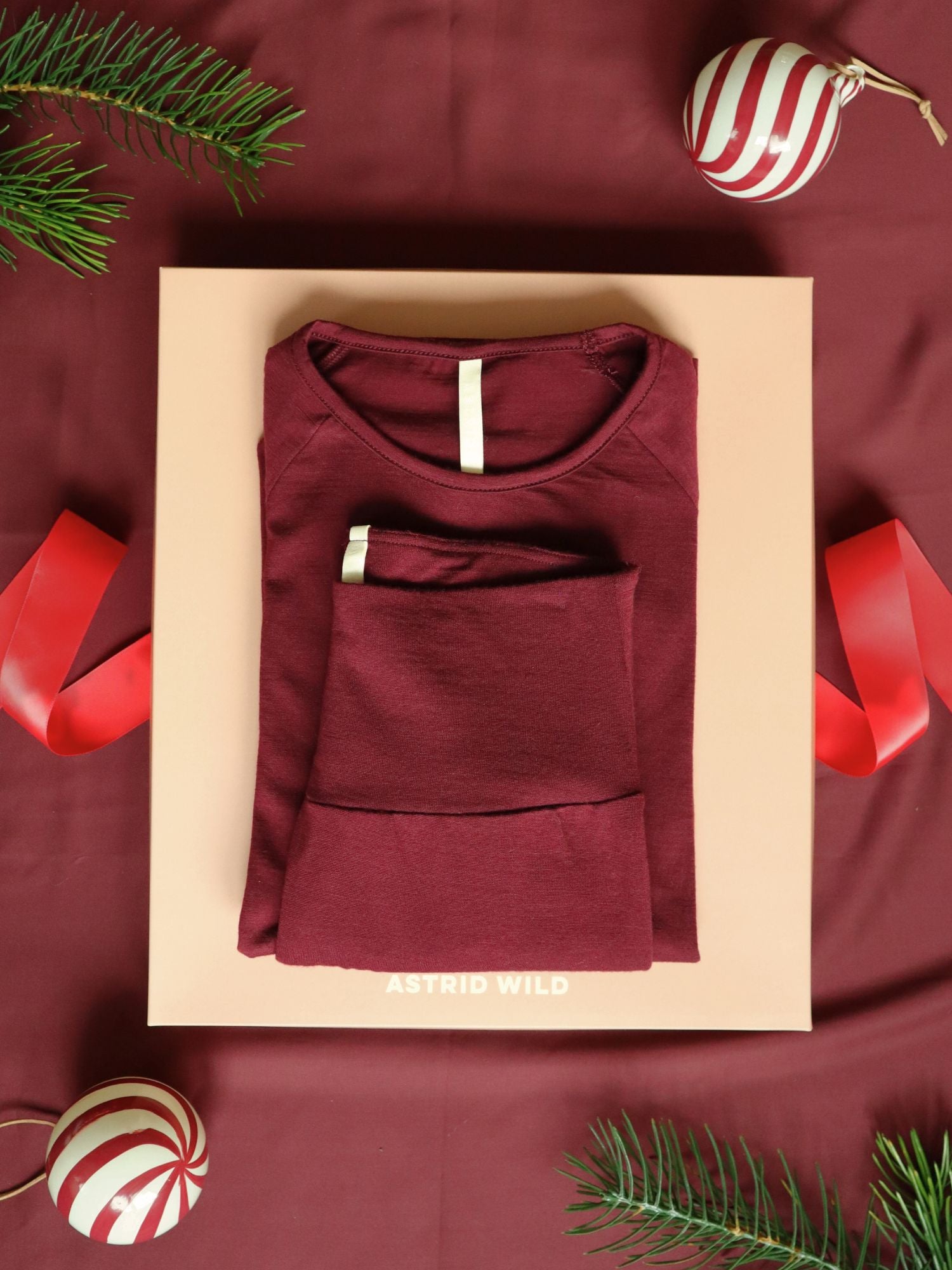 Ingrid Base Layer Set Burgundy