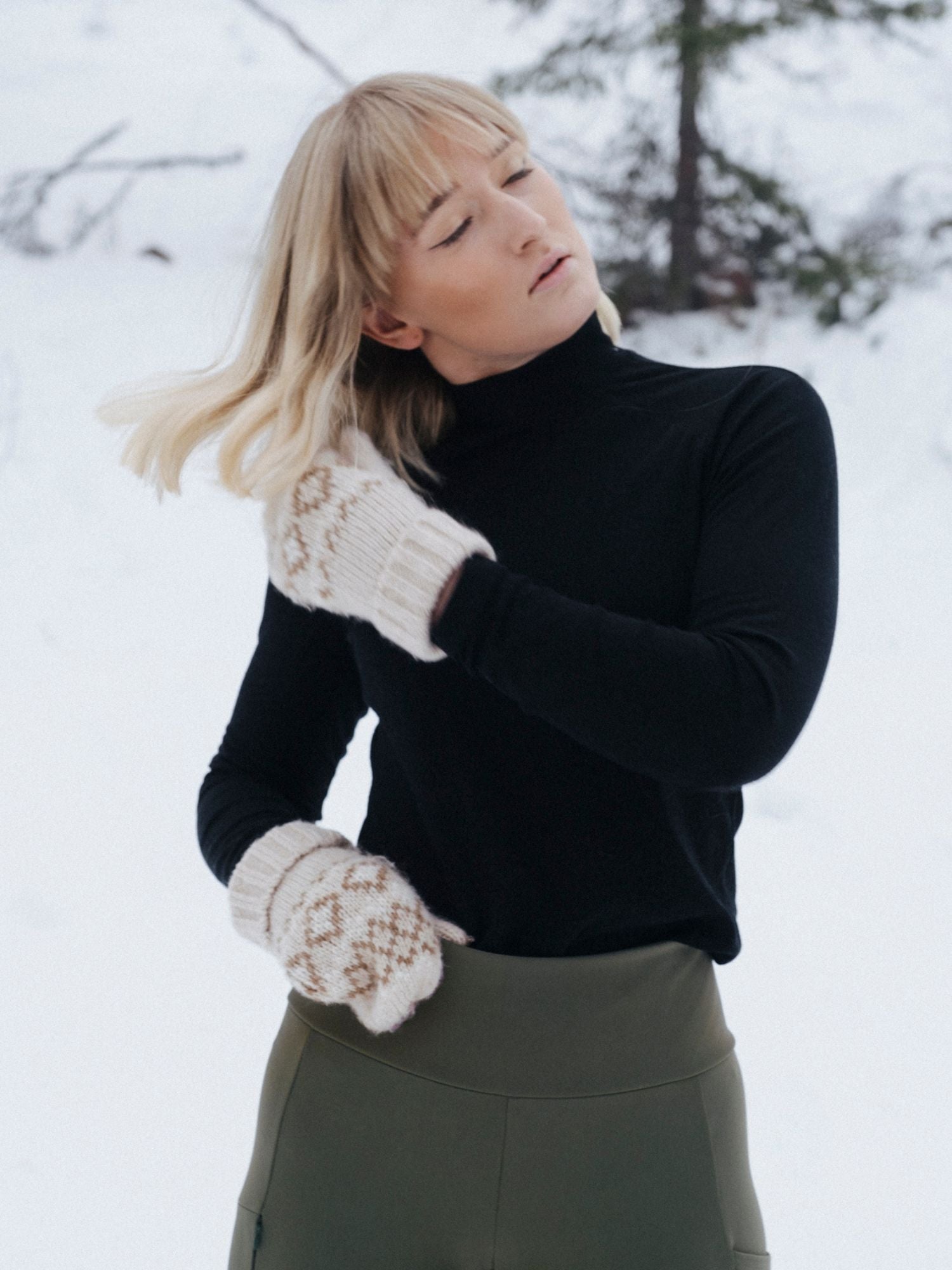 women's merino long sleeve mock neck black