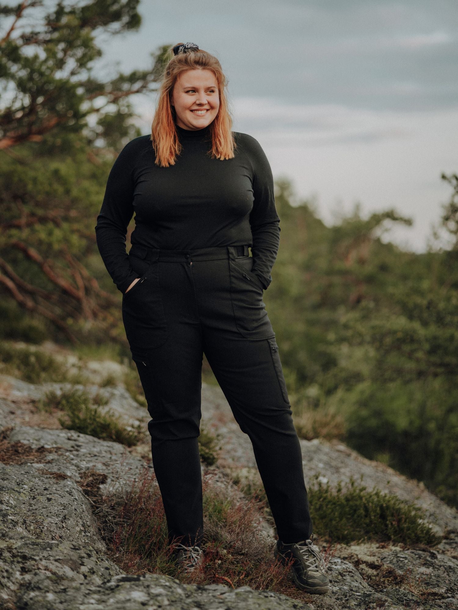 women's hiking pants adjustable waist black