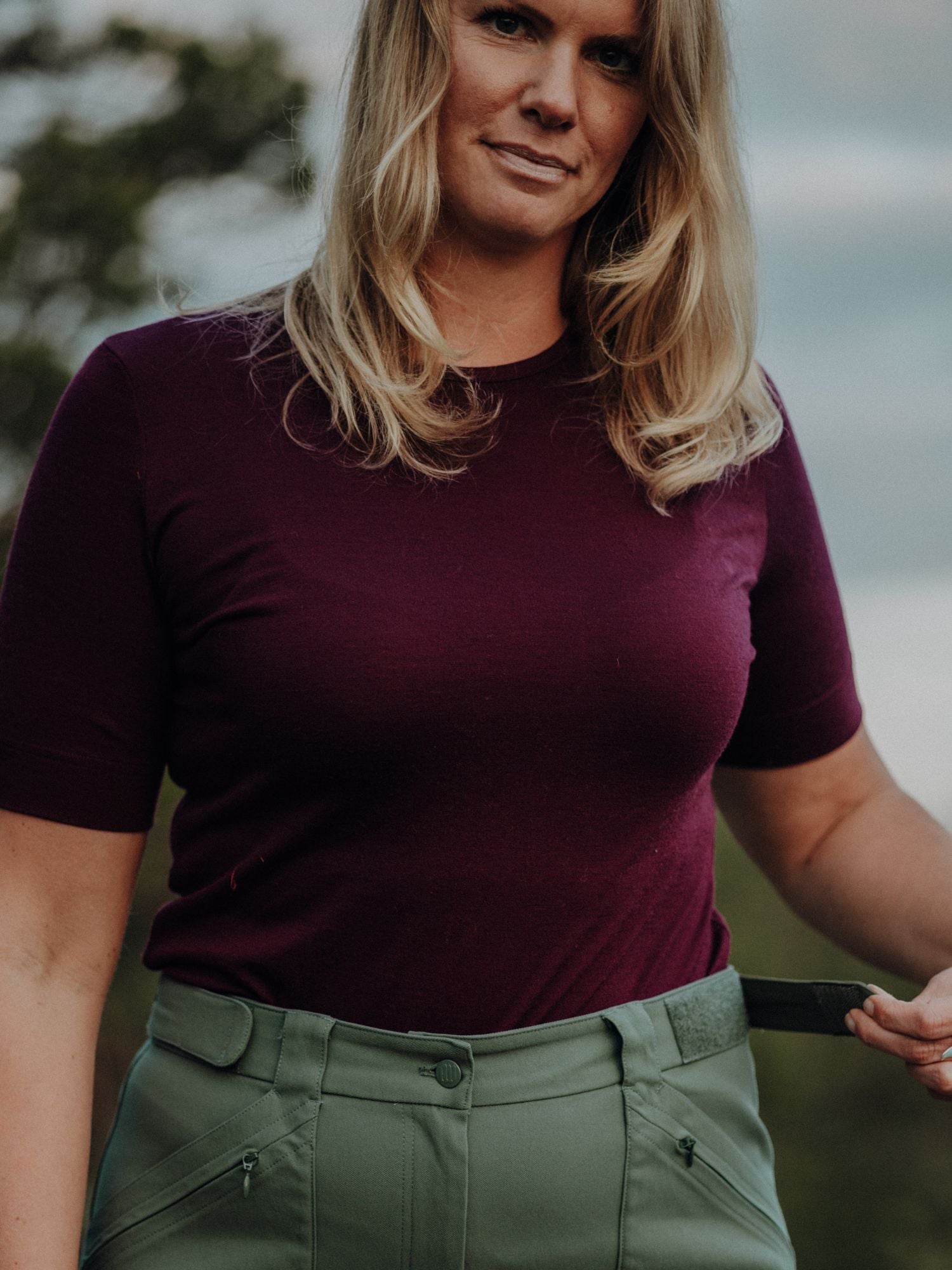 women's merino top short sleeve burgundy