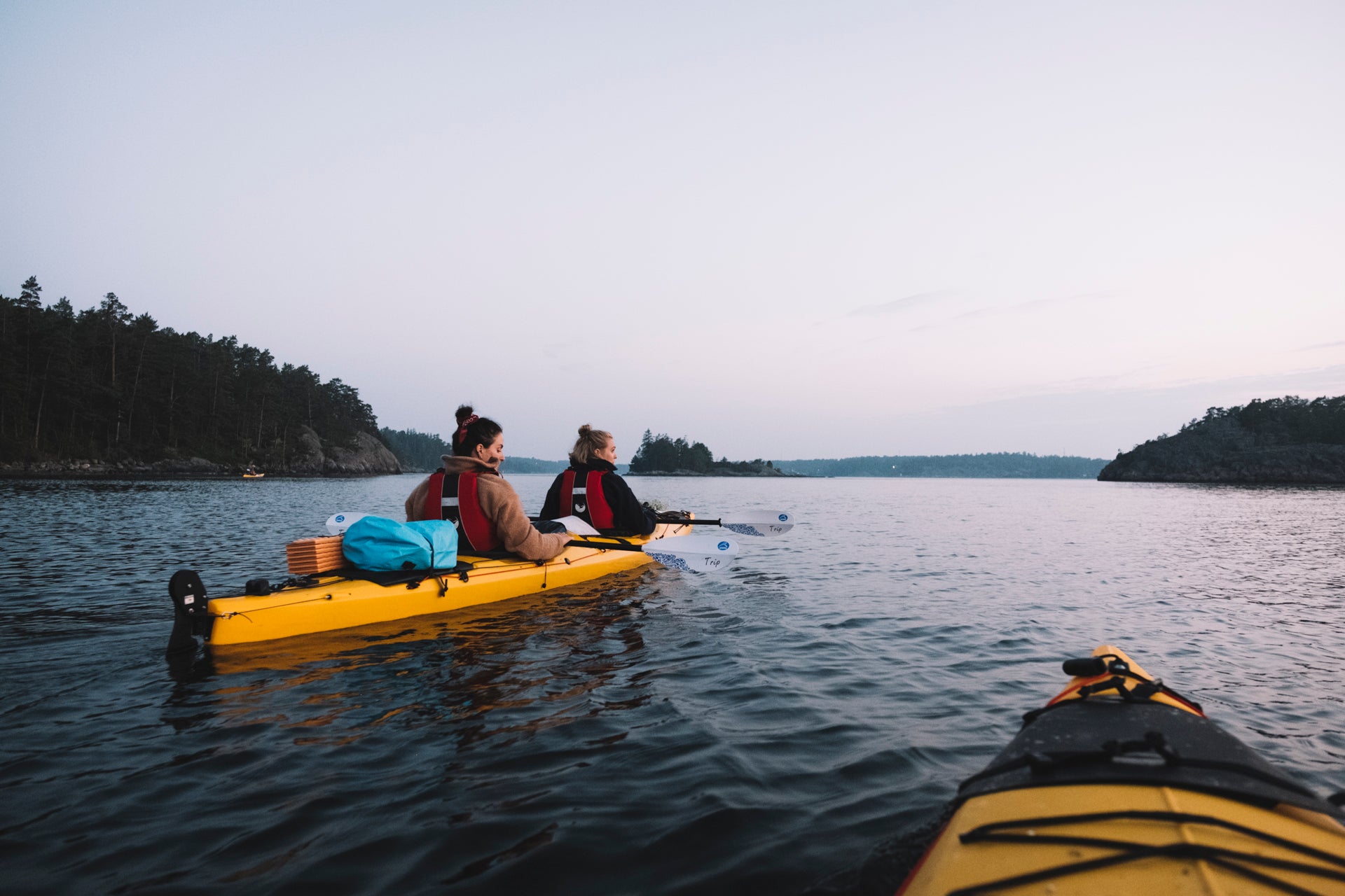 A full moon kayaking dream. ♡