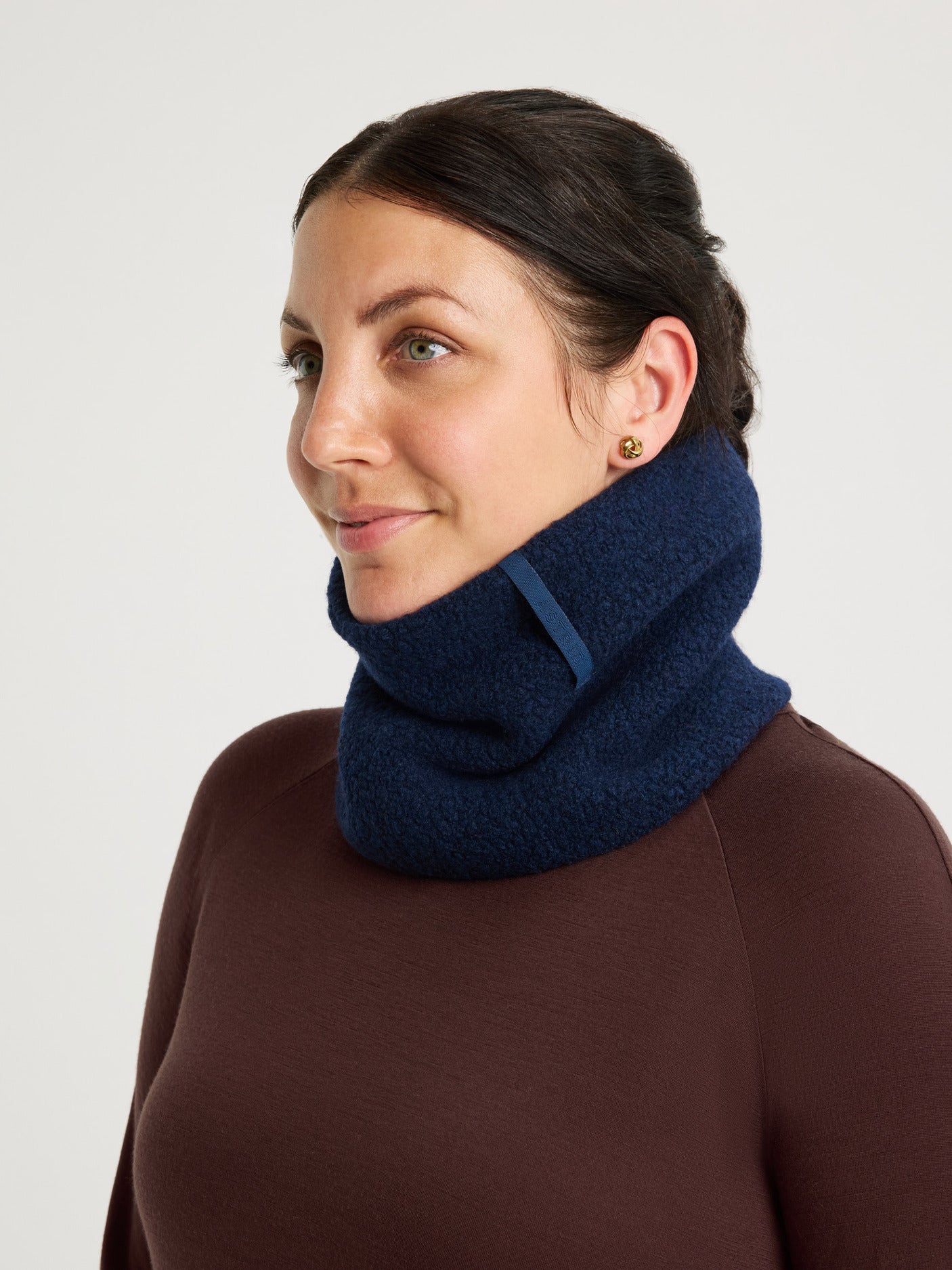 women's wool neckwarmer navy