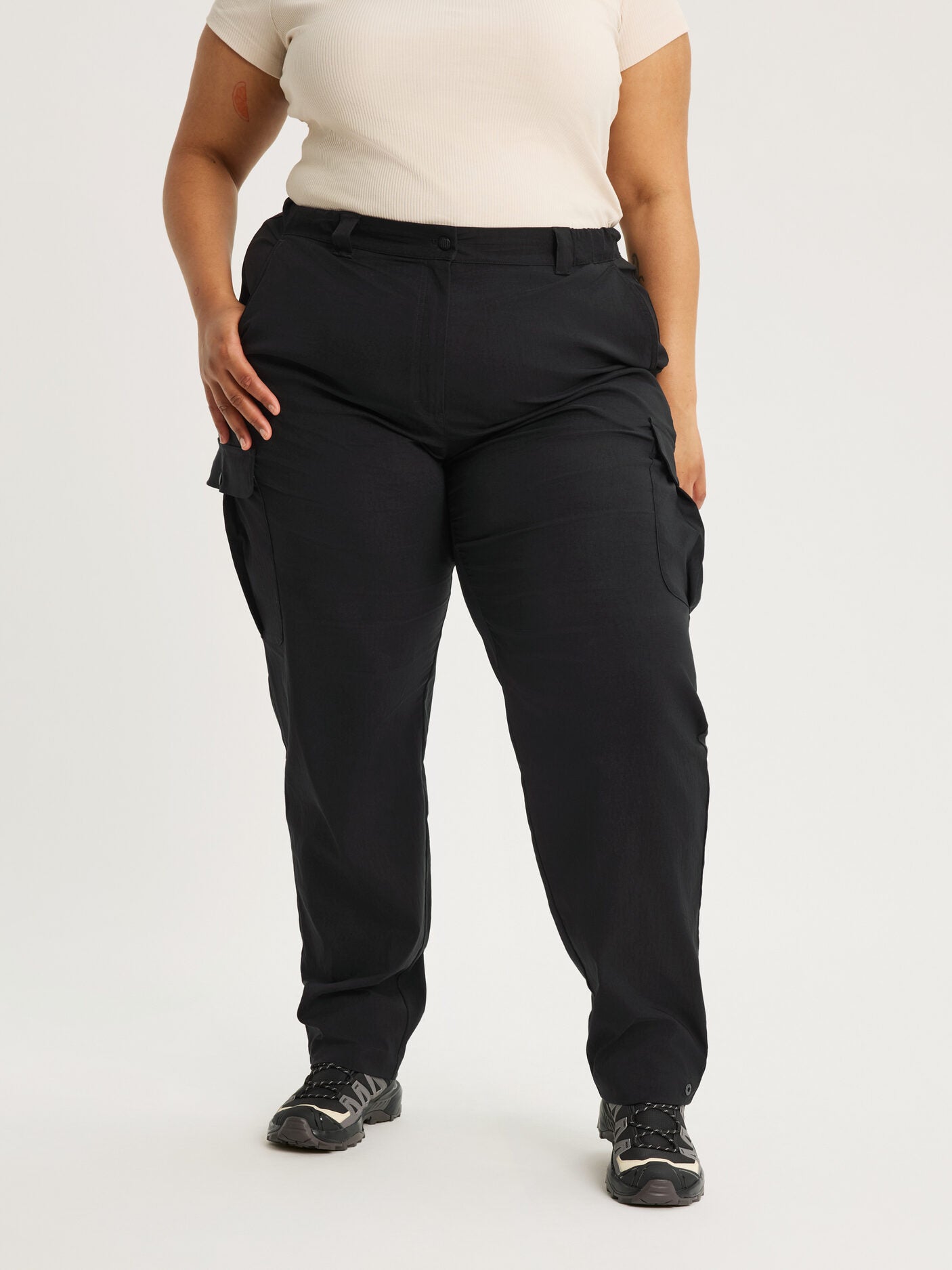 women's cargo pants high waist black [[56 T - 177cm / 5'10'']] 