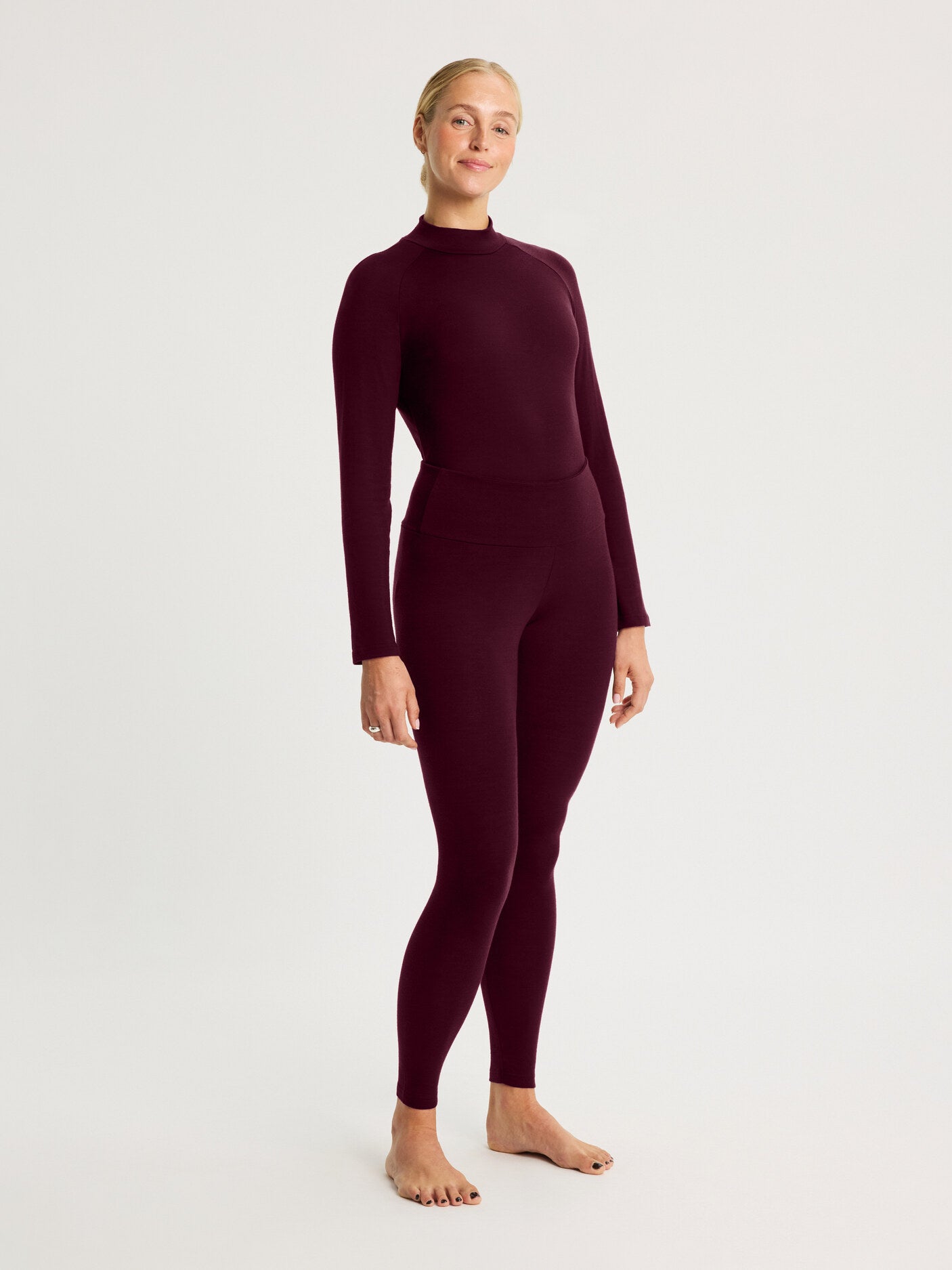 women's base layer pants burgundy [[M - 178cm / 5'10'']]