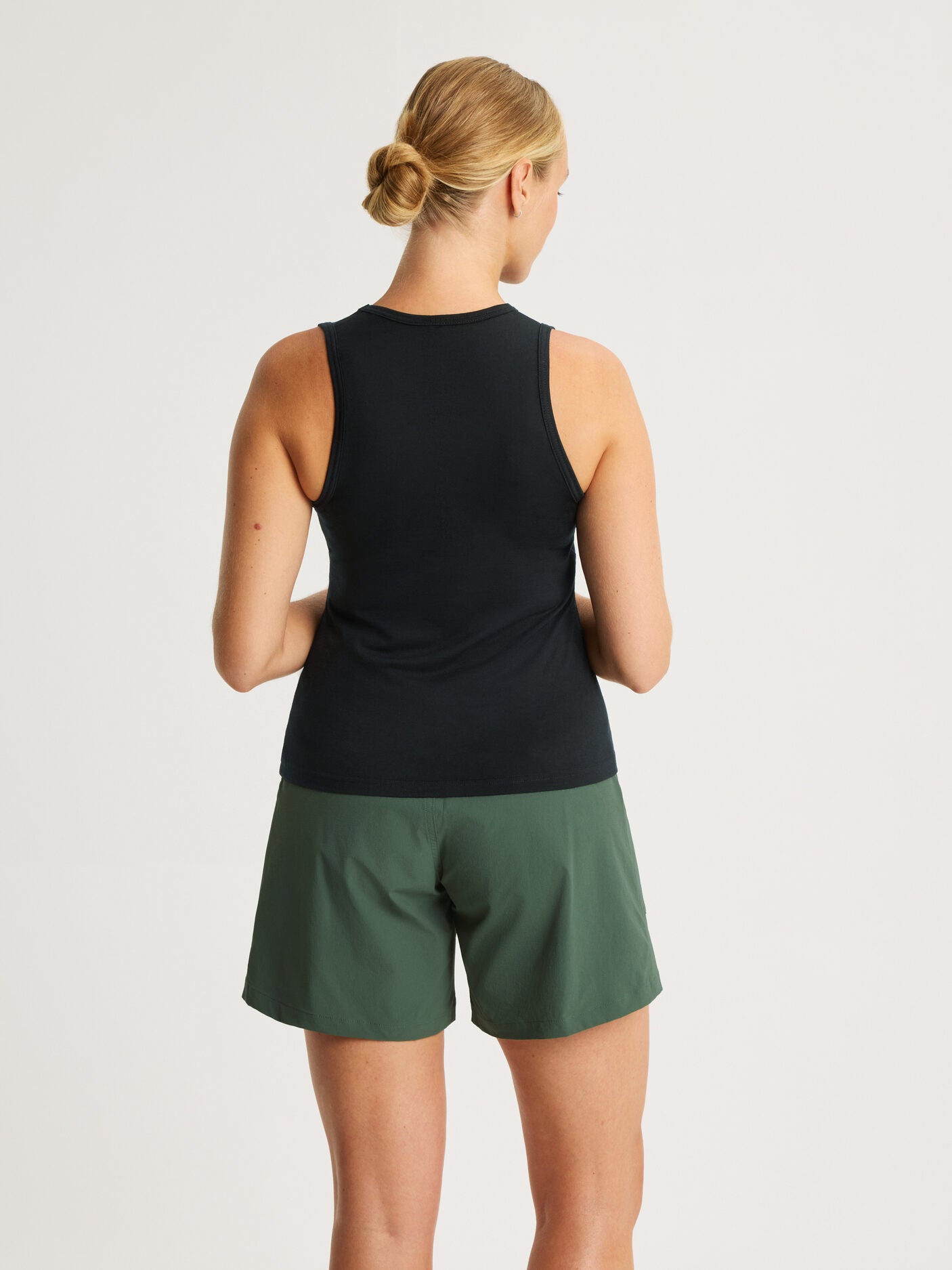 women's merino singlet black [[M - 178cm / 5'10'']]