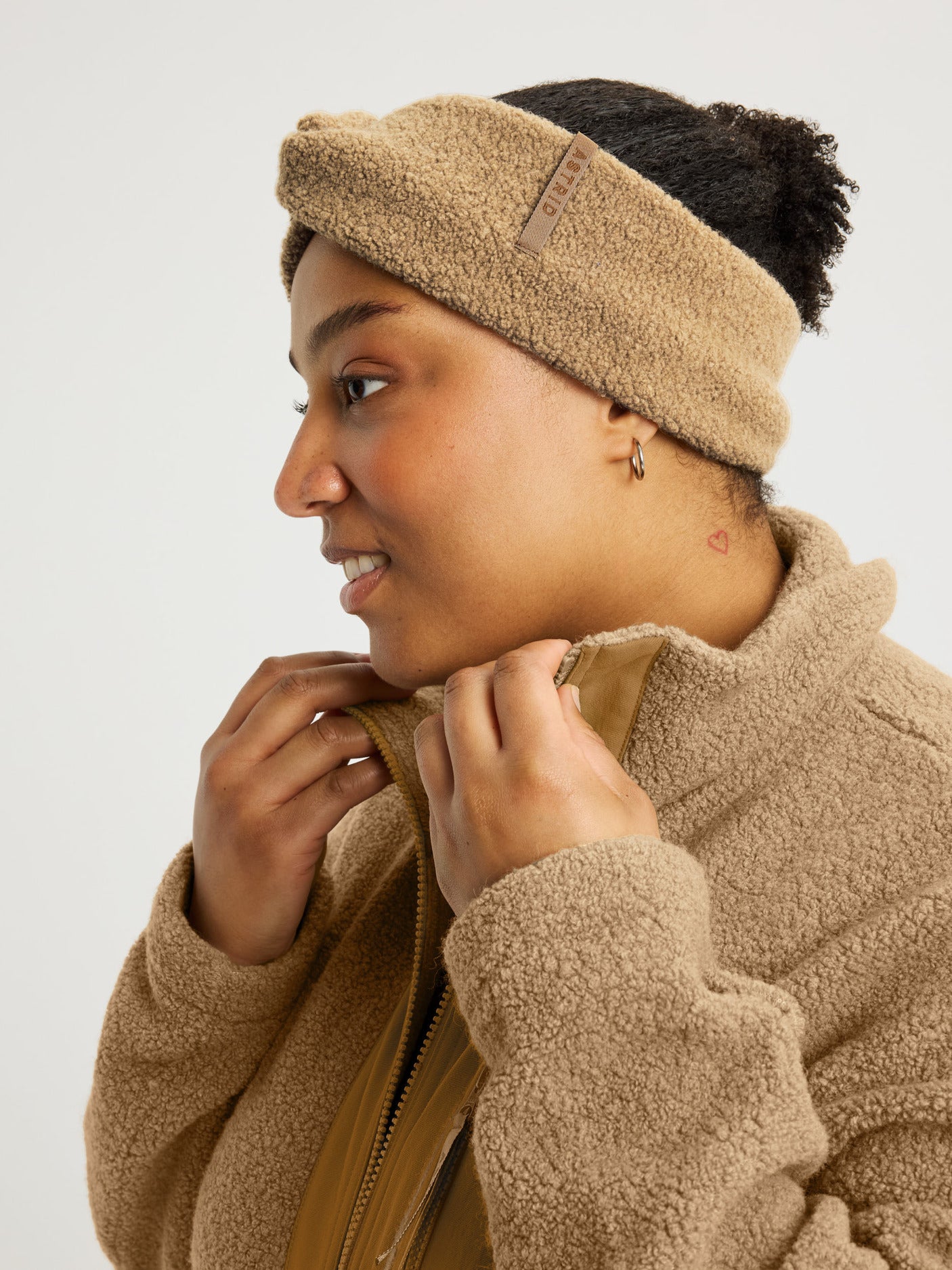 women's wool headband camel