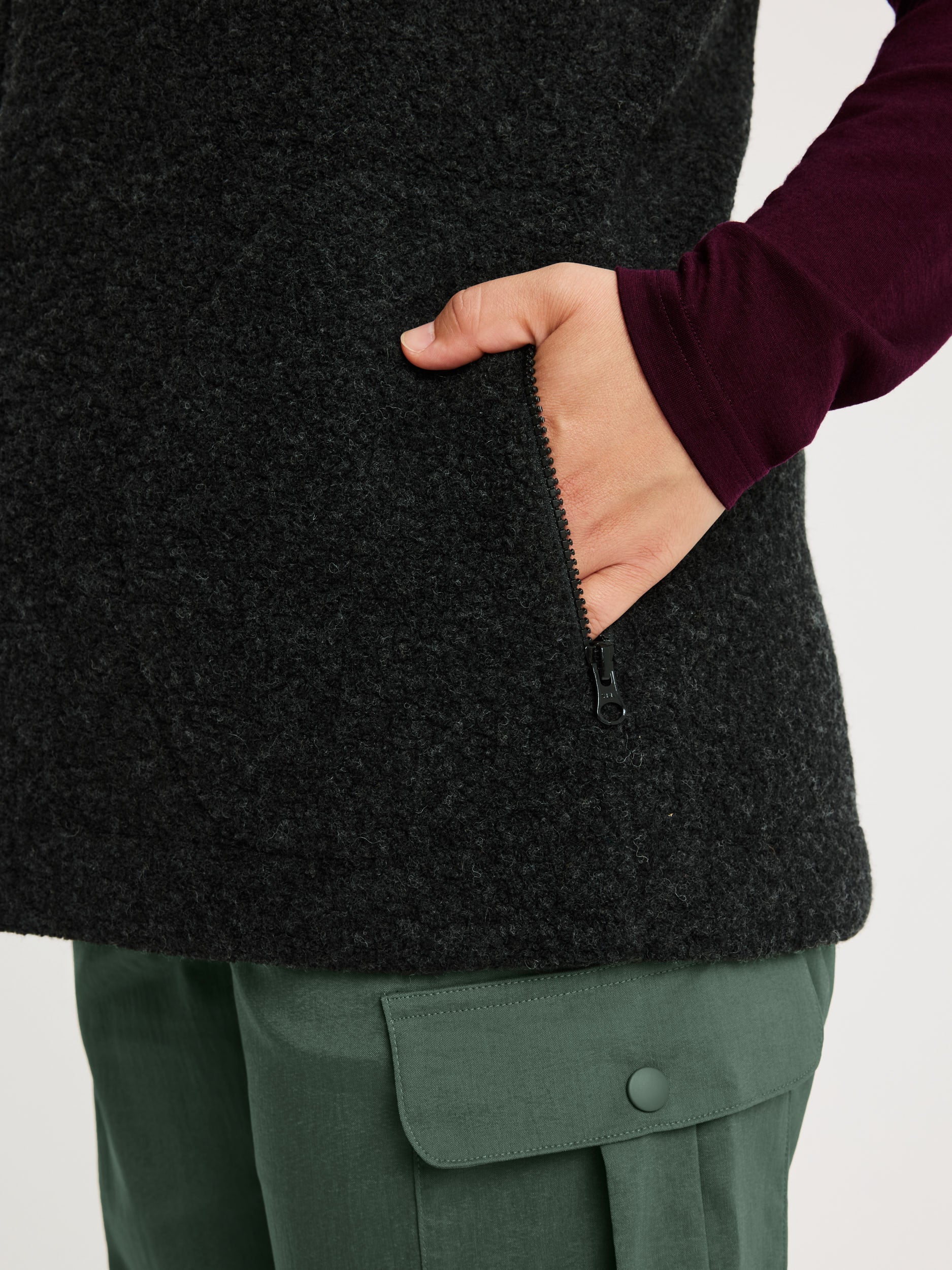 women's fleece vest black