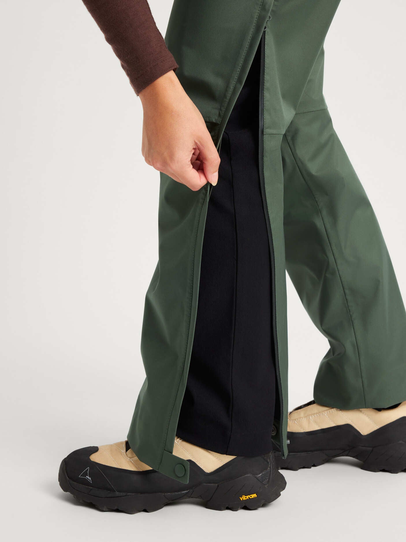 women's shell pants green