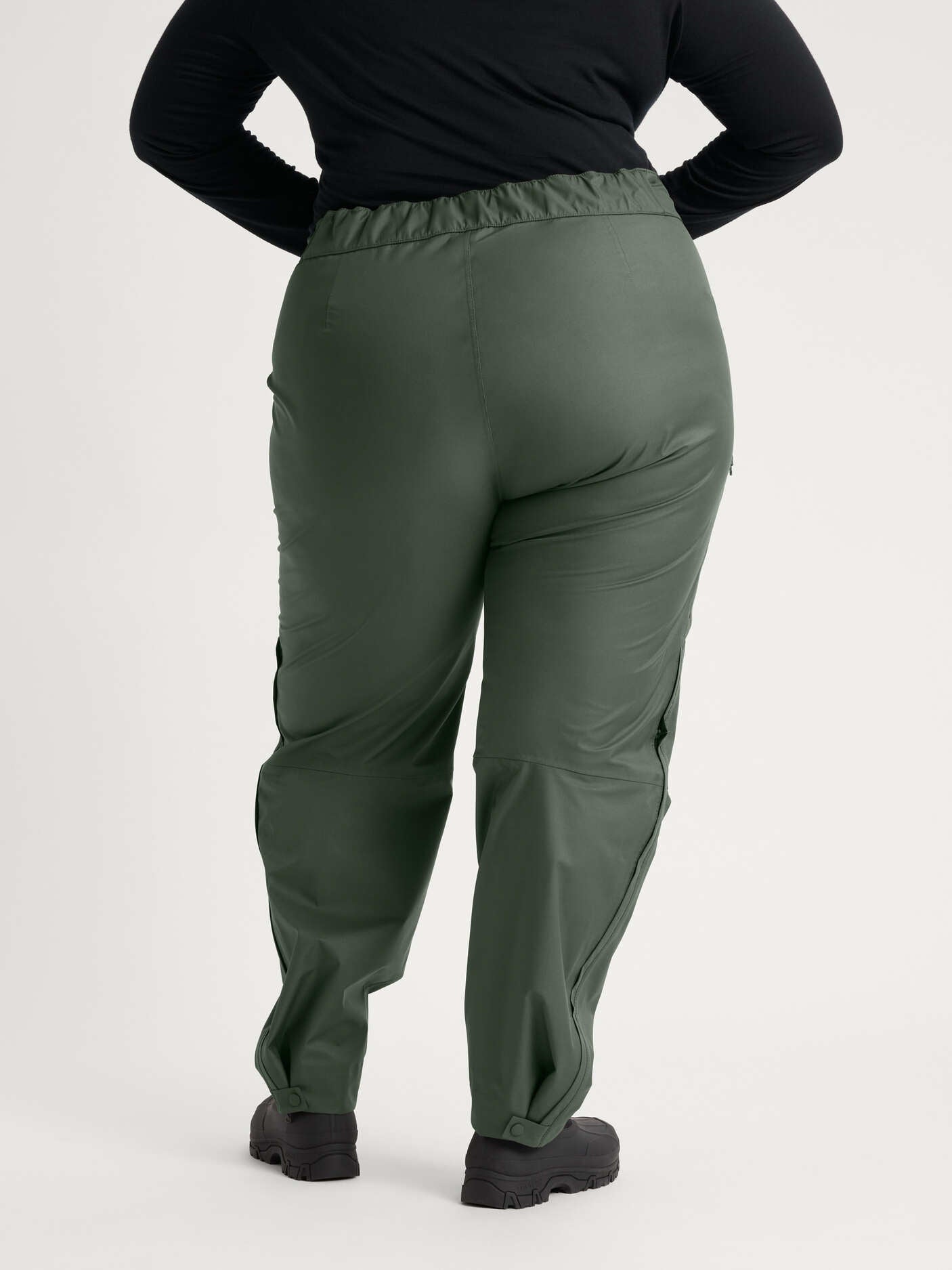 women's shell pants green [[56 - 177cm / 5'10'']]