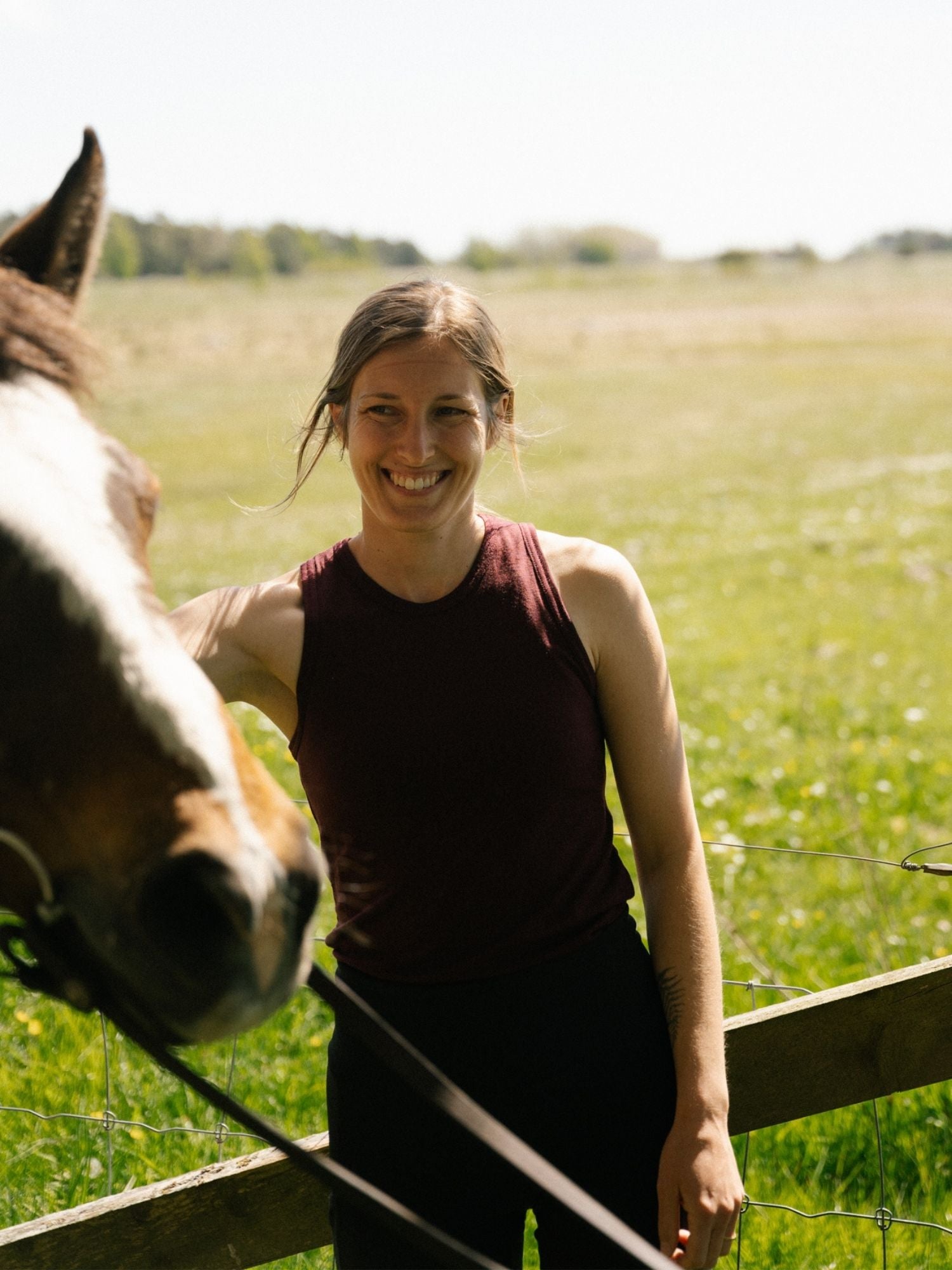 women's merino singlet burgundy