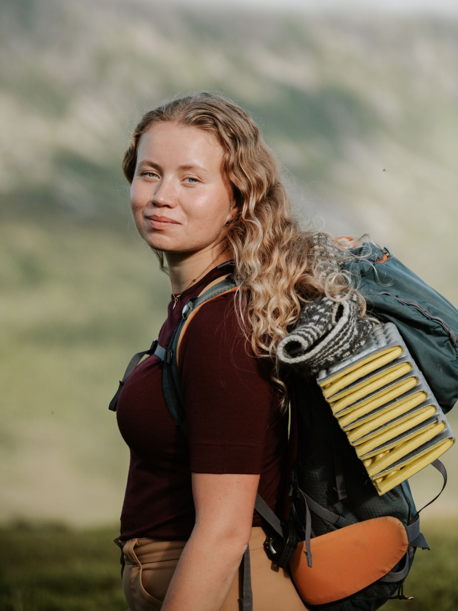 women's merino top short sleeve burgundy