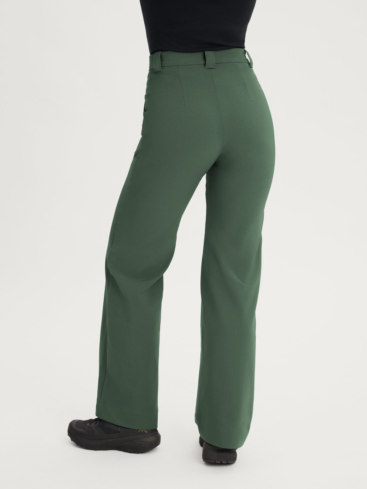 women's outdoor pants stretchy green [[36 R - 167cm / 5'6'']]