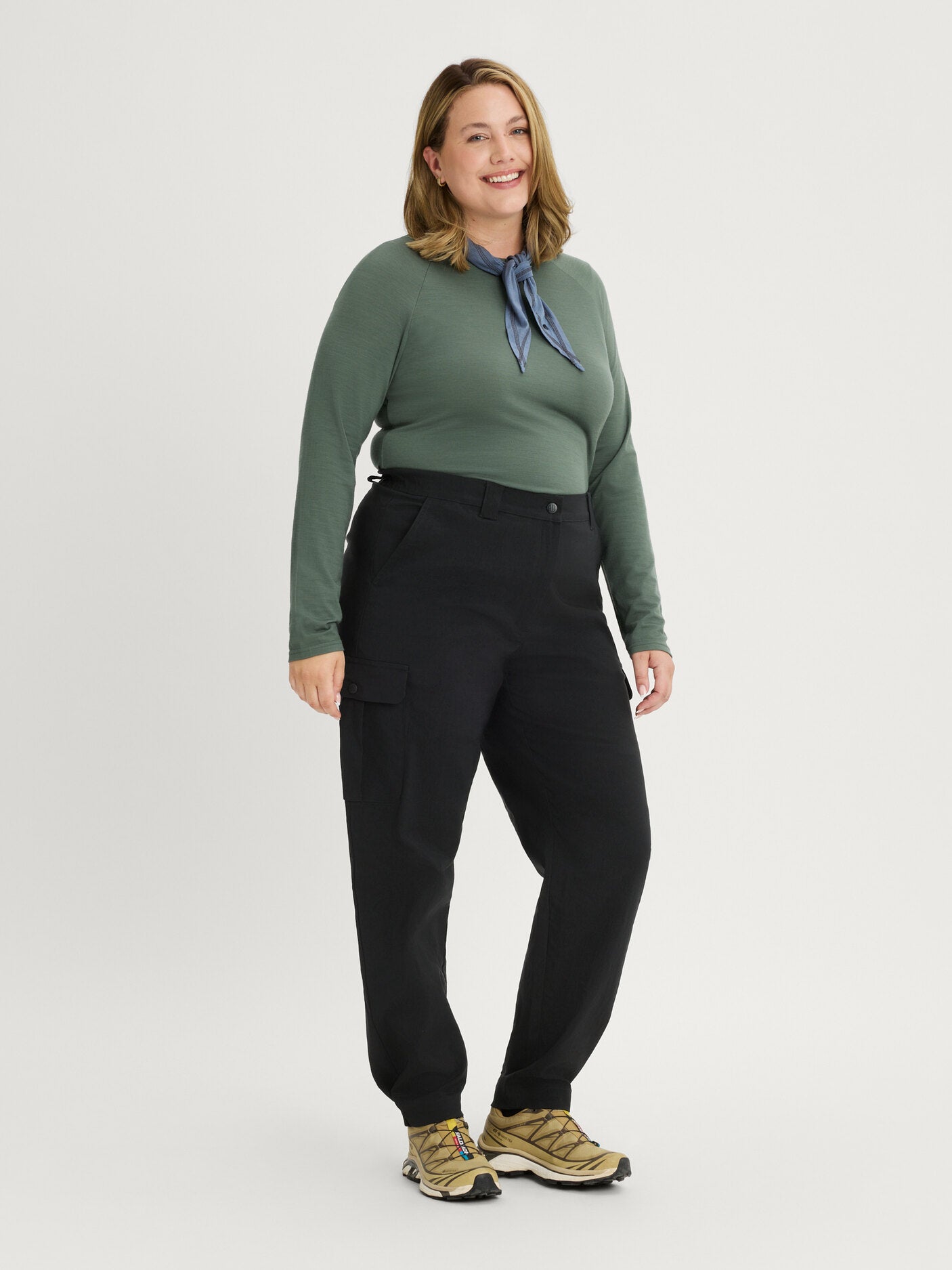Women's Cargo Pants High Waist Black | Astrid Wild