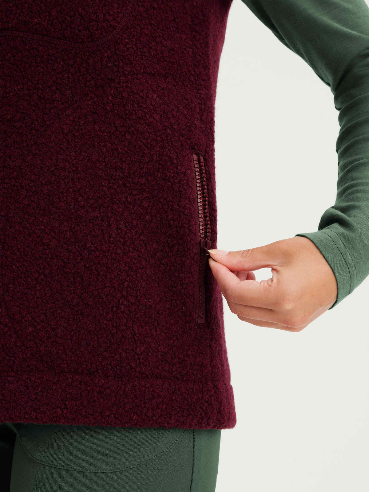 women's fleece vest burgundy