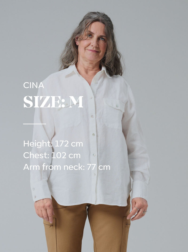 Astrid Wild linneskjorta dam i 100 % linne - Fredrika. Färg Off-White