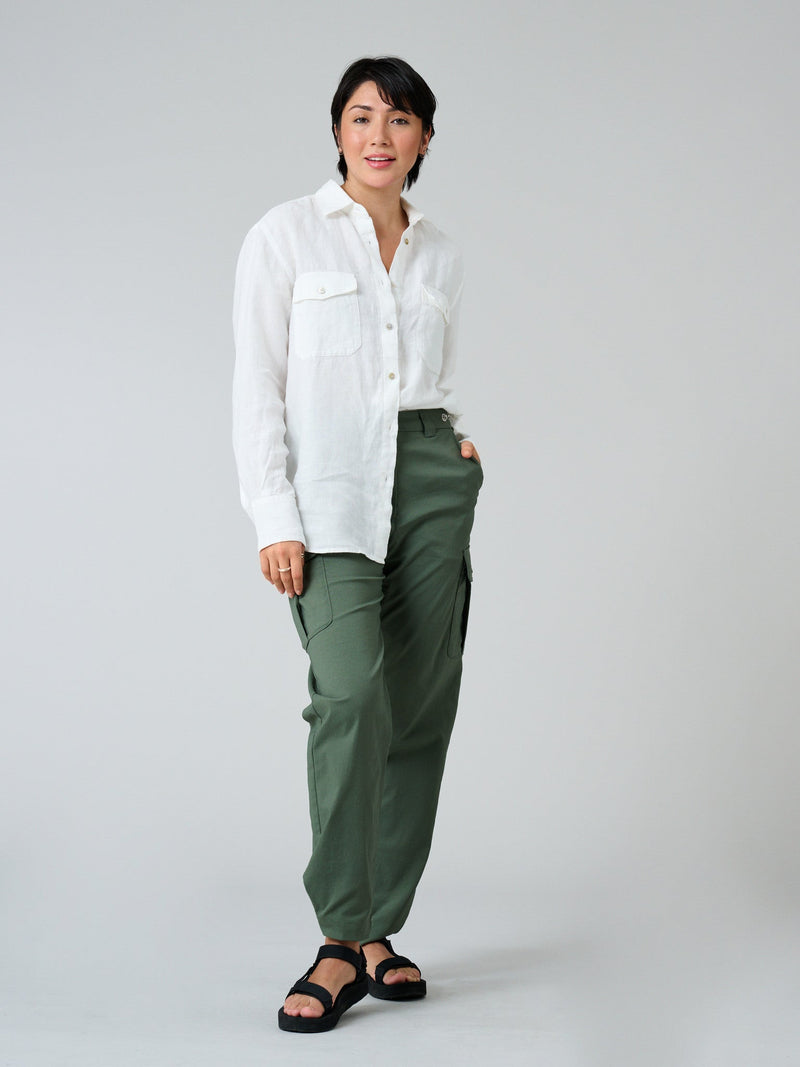 Astrid Wild linneskjorta dam i 100 % linne - Fredrika. Färg Off-White
