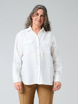 Astrid Wild linneskjorta dam i 100 % linne - Fredrika. Färg Off-White